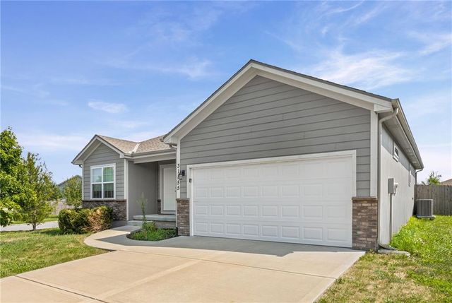 31855 W 171st Street, Gardner, KS 66030