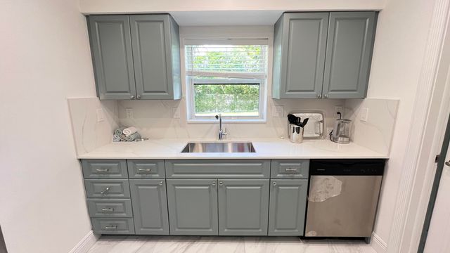 2957 NW 6TH Avenue, Wilton Manors, FL 33311
