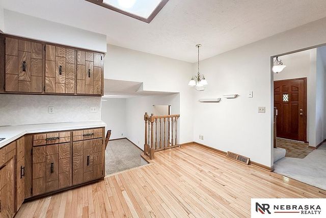 1727 N 123rd Street, Omaha, NE 68154