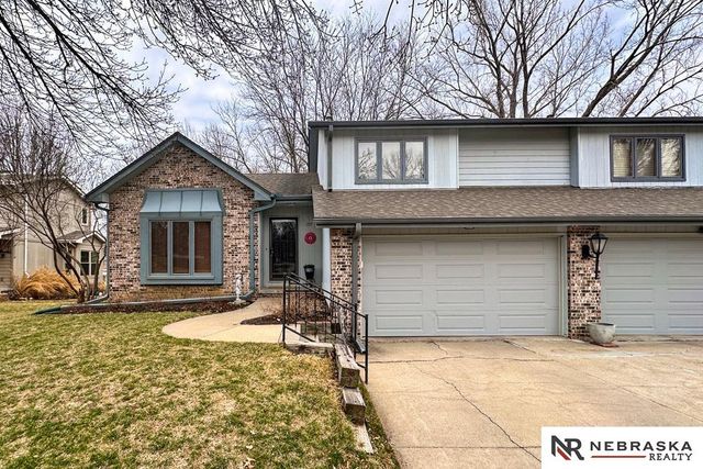 1727 N 123rd Street, Omaha, NE 68154