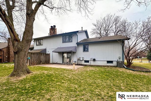 1727 N 123rd Street, Omaha, NE 68154
