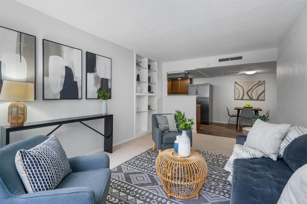 1800 Lavaca ST A108, Austin, TX 78701