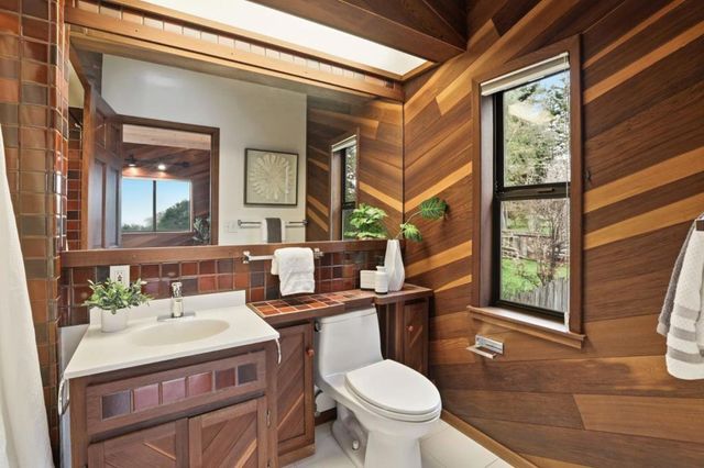 16 Tynan Way, Portola Valley, CA 94028