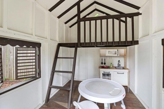 16 Tynan Way, Portola Valley, CA 94028