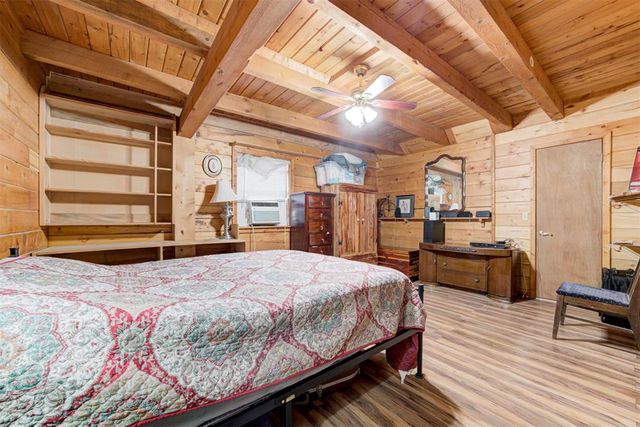 10 Timber Oaks Road, Mcloud, OK 74851