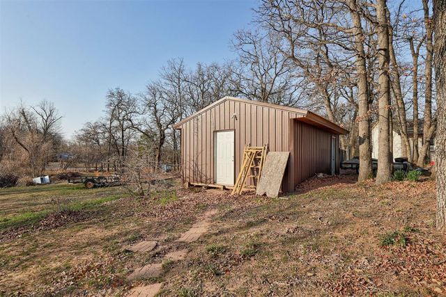 10 Timber Oaks Road, Mcloud, OK 74851