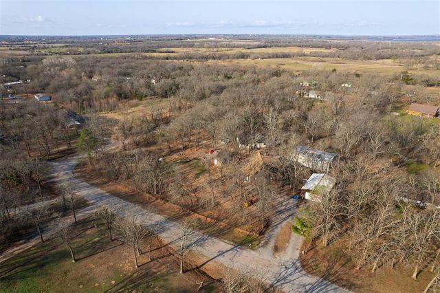 10 Timber Oaks Road, Mcloud, OK 74851