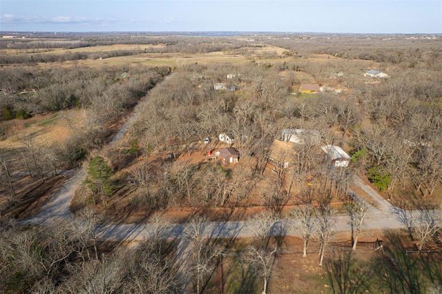 10 Timber Oaks Road, Mcloud, OK 74851