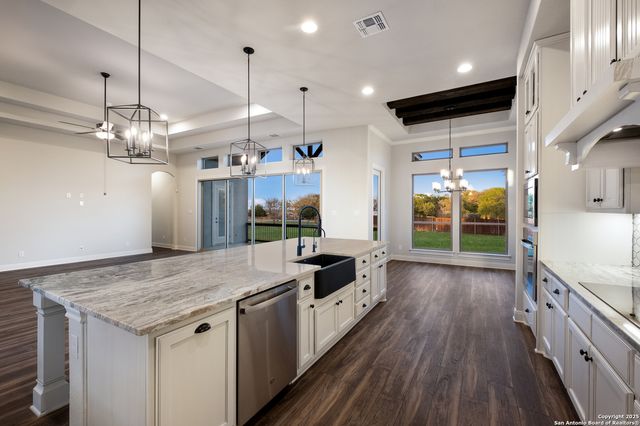 3363 Harvest View, Marion, TX 78124