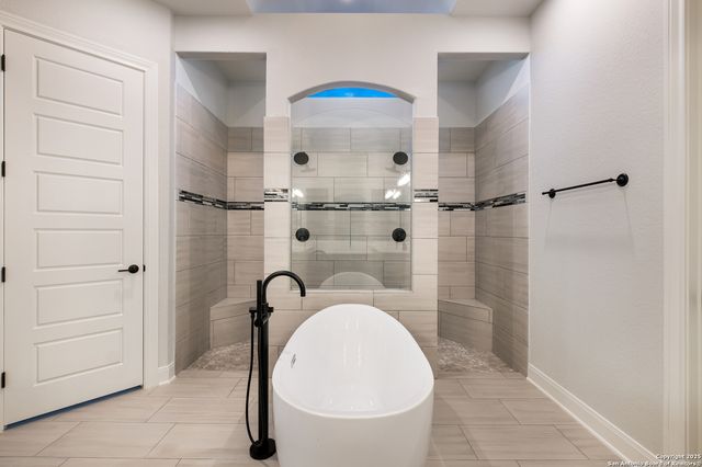 3363 Harvest View, Marion, TX 78124