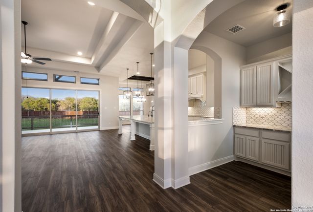 3363 Harvest View, Marion, TX 78124