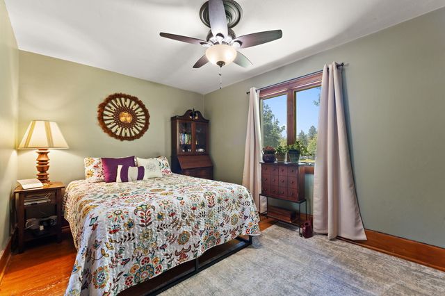 123 Kingsbury Avenue, La Porte, IN 46350
