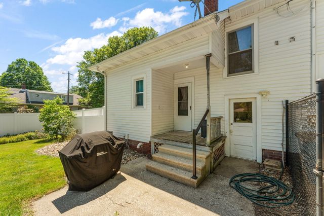 123 Kingsbury Avenue, La Porte, IN 46350