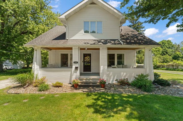 123 Kingsbury Avenue, La Porte, IN 46350