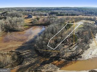 519 Bluewater Bay Drive, Macon, GA 31220