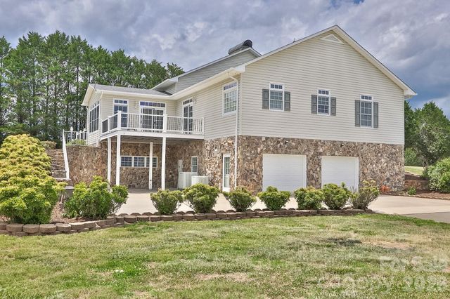 2726 Cedar Forest Road, Ronda, NC 28670