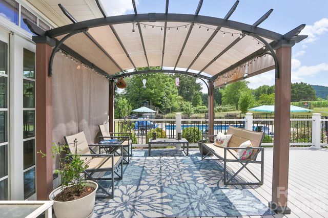 2726 Cedar Forest Road, Ronda, NC 28670