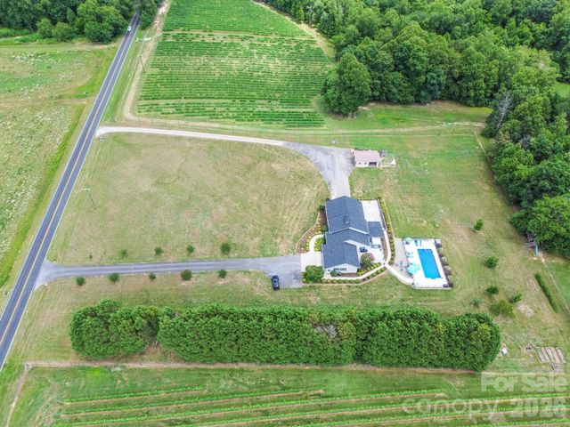 2726 Cedar Forest Road, Ronda, NC 28670