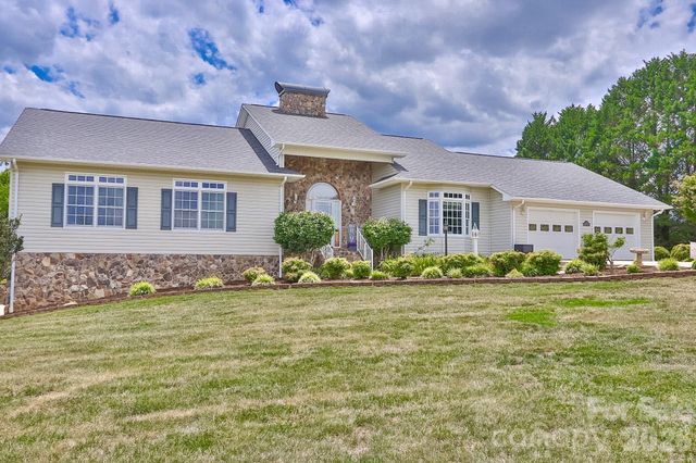 2726 Cedar Forest Road, Ronda, NC 28670
