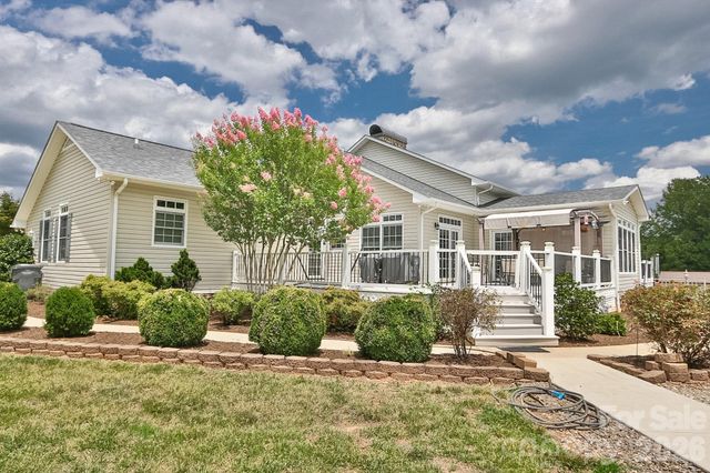 2726 Cedar Forest Road, Ronda, NC 28670
