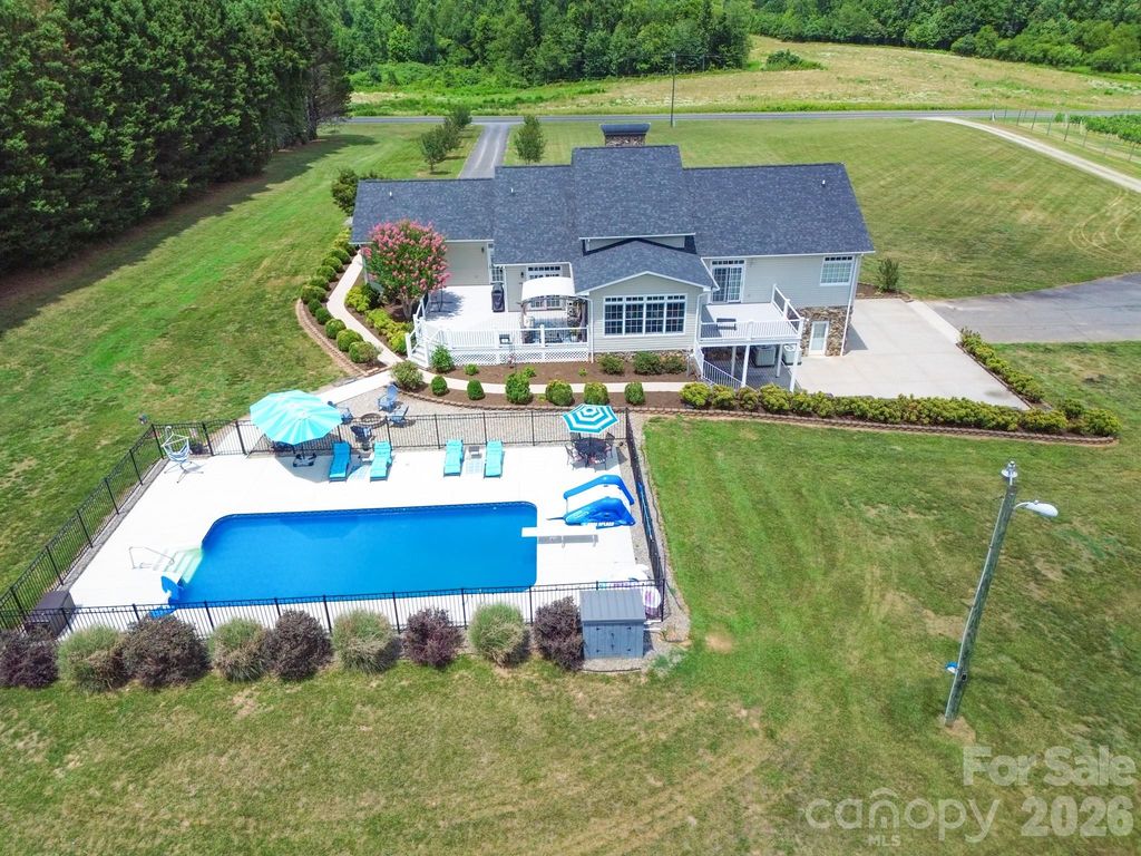 2726 Cedar Forest Road, Ronda, NC 28670