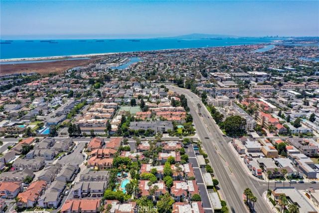 4862 Tiara, Huntington Beach, CA 92649