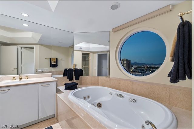 2747 Paradise Road 1603, Las Vegas, NV 89109