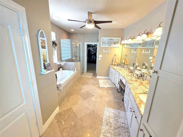 122 April Breeze Street, Conroe, TX 77356