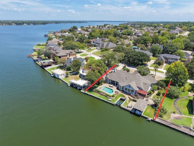 122 April Breeze Street, Conroe, TX 77356