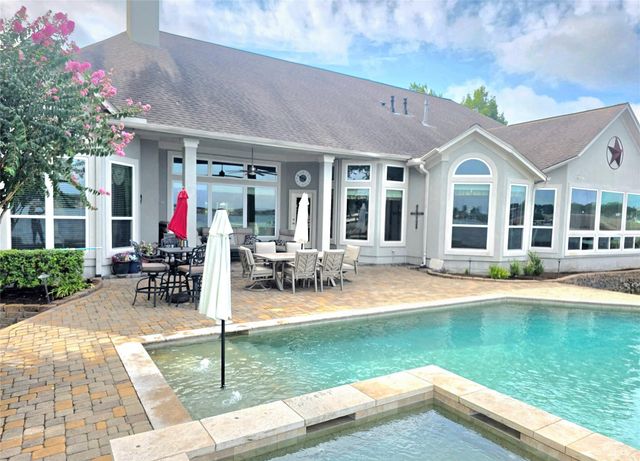122 April Breeze Street, Conroe, TX 77356