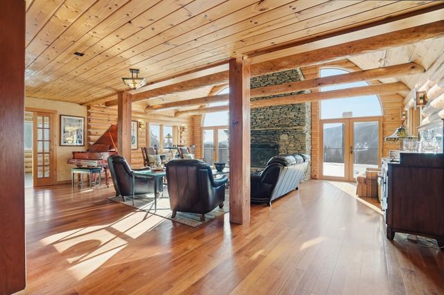 421 Stagecoach Road, Fayston, VT 05673