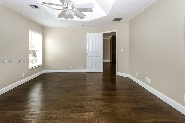 6484 Robinson St, Jupiter, FL 33458