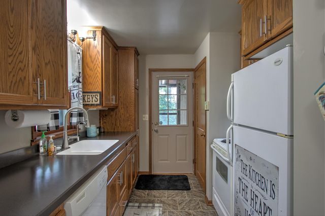 2815 269th Avenue NE, Isanti, MN 55040