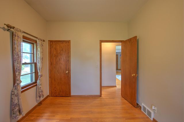 2815 269th Avenue NE, Isanti, MN 55040