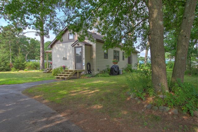 2815 269th Avenue NE, Isanti, MN 55040