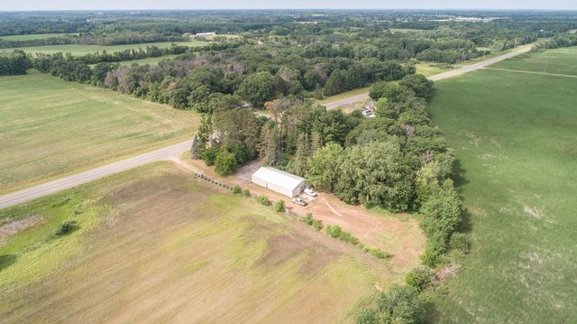 2815 269th Avenue NE, Isanti, MN 55040