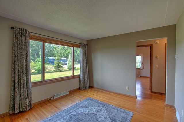2815 269th Avenue NE, Isanti, MN 55040