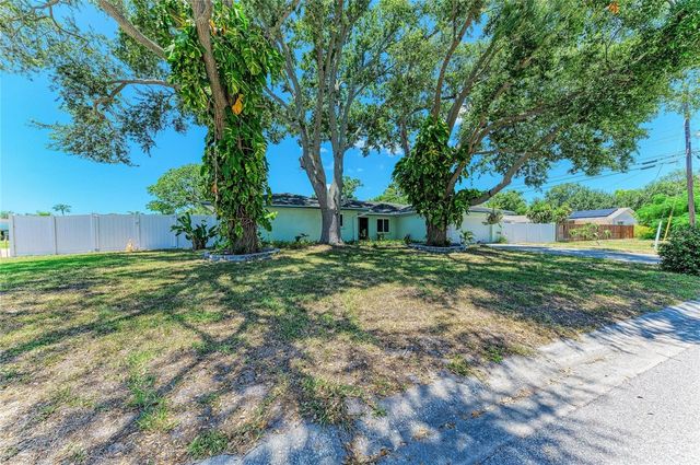 2120 47TH STREET PL W, Bradenton, FL 34209