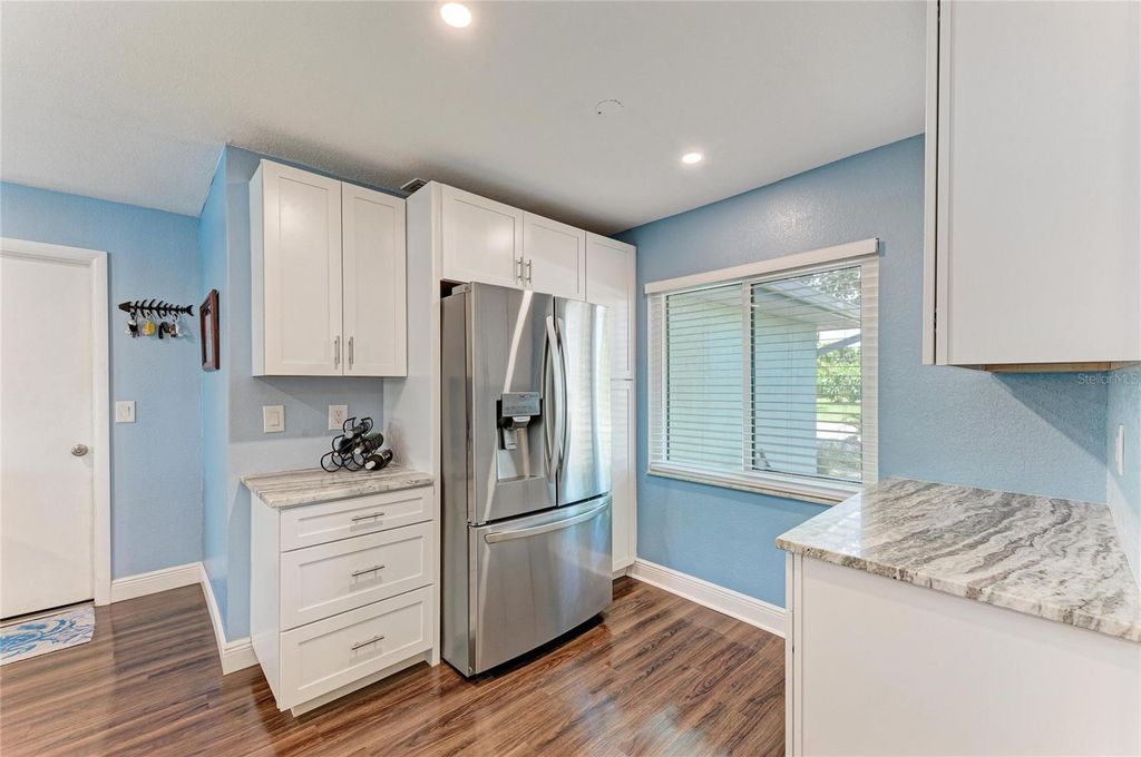 Image 15 of property listing at 2120 47TH STREET PL W, Bradenton, FL 34209