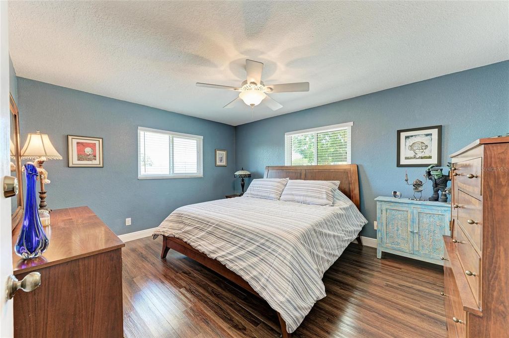 Image 24 of property listing at 2120 47TH STREET PL W, Bradenton, FL 34209