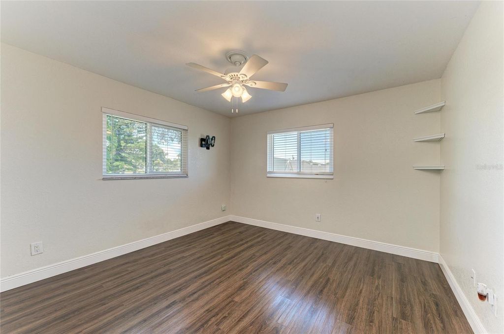 Image 35 of property listing at 2120 47TH STREET PL W, Bradenton, FL 34209
