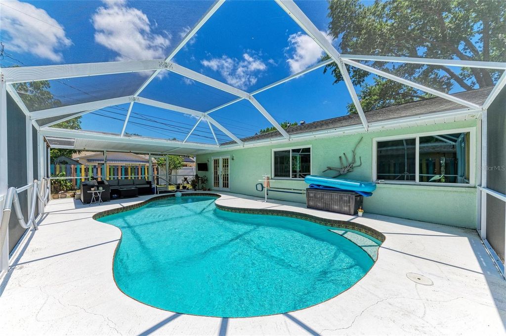 Image 44 of property listing at 2120 47TH STREET PL W, Bradenton, FL 34209