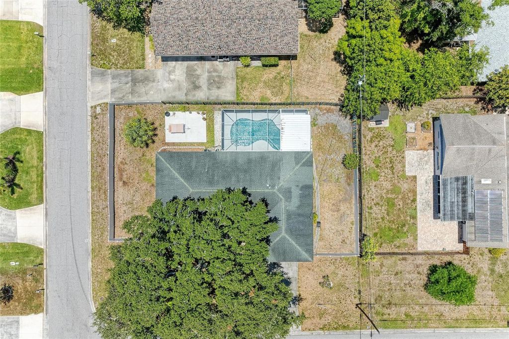 Image 53 of property listing at 2120 47TH STREET PL W, Bradenton, FL 34209