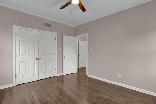 2654 FOX CREEK DR, Germantown, TN 38138