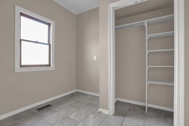 2654 FOX CREEK DR, Germantown, TN 38138