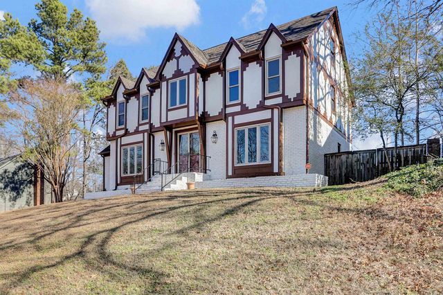 2654 FOX CREEK DR, Germantown, TN 38138