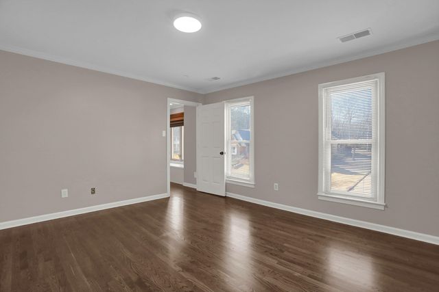 2654 FOX CREEK DR, Germantown, TN 38138