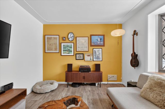 586 N Peterson Road, Muskegon, MI 49445