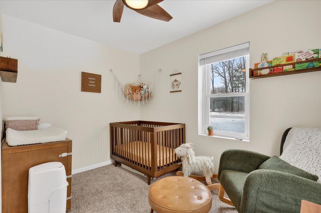 586 N Peterson Road, Muskegon, MI 49445