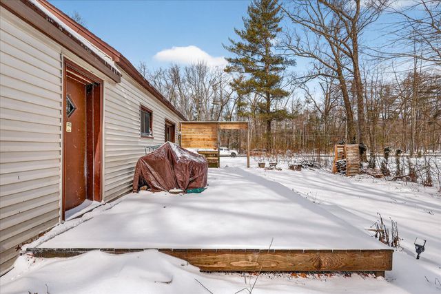 586 N Peterson Road, Muskegon, MI 49445